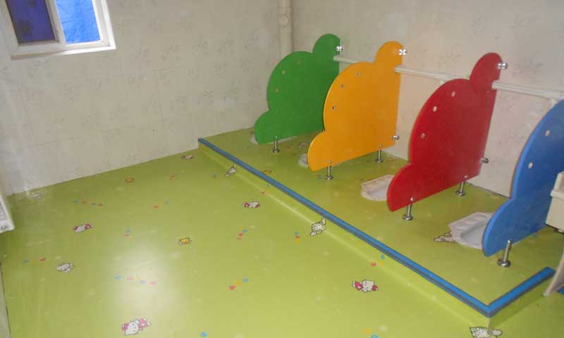 选择PVC幼儿园地胶该注意什么？