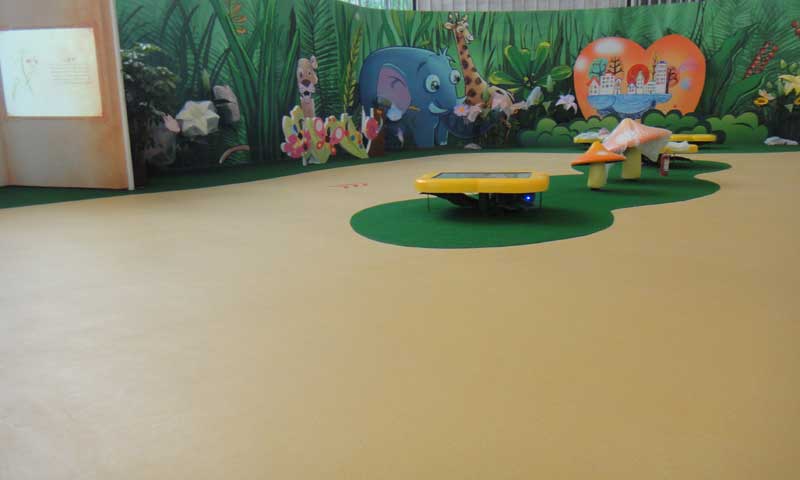 自己铺装pvc运动地胶应该特别注意两点