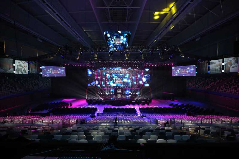 上海风尚大典舞台免费P站视频 上海2015ELLE风尚大典舞台免费P站视频