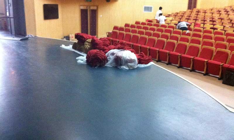 舞台用pvc胶免费P站视频铺装效果 pvc胶免费P站视频和免费P站视频革是同一种产品吗