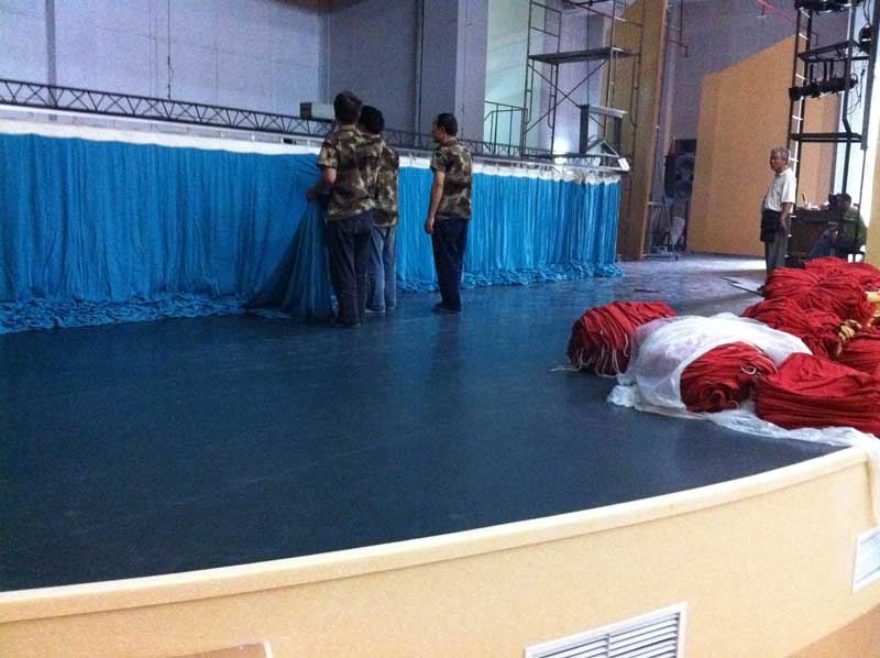 选择塑胶免费P站视频应该注意些什么呢？