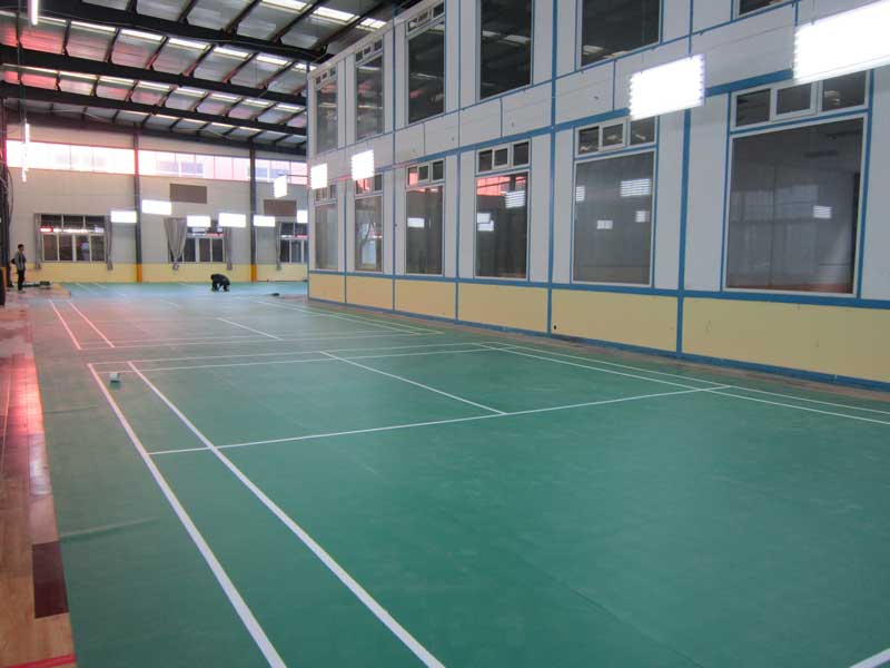 羽毛球地胶企业“山寨之路”已经走到尽头